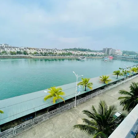 Tuan Chau Havana Hotel